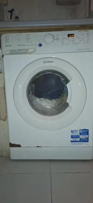 Lavadora Indesit Push & Wash