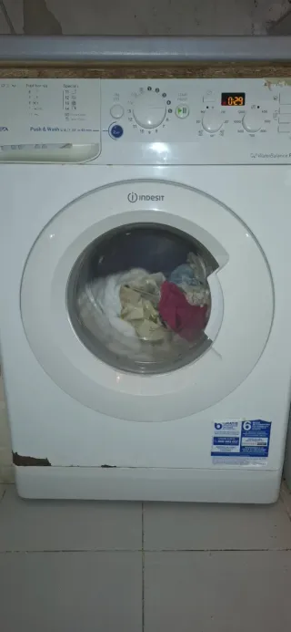 Lavadora Indesit Push & Wash