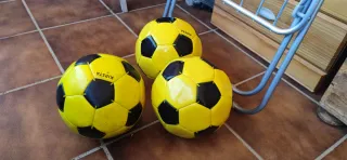 3 Palloni da Calcio Gialli Kipsta