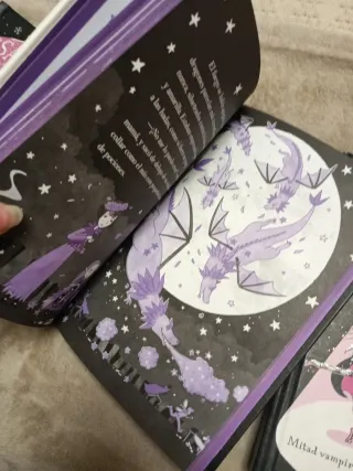 Libros de isadora Moon con un marcapáginas