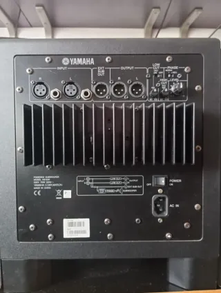 Monitores Yamaha HS50 + Subwoofer HS10