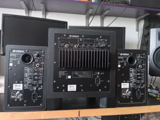 Monitores Yamaha HS50 + Subwoofer HS10