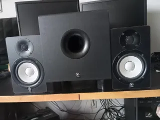 Monitores Yamaha HS50 + Subwoofer HS10