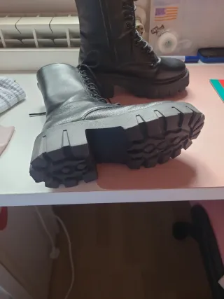 Botas militares plataforma negras talla 33 34