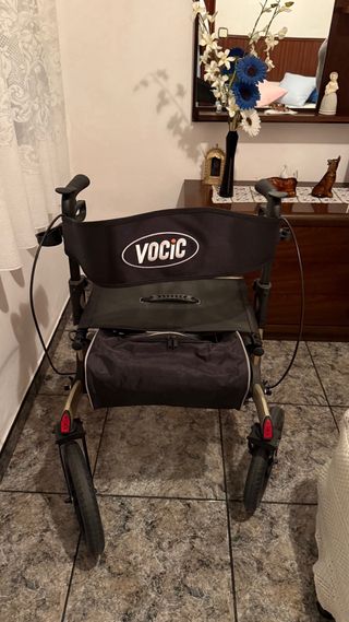 Andador VOCIC 4 ruedas para mayores