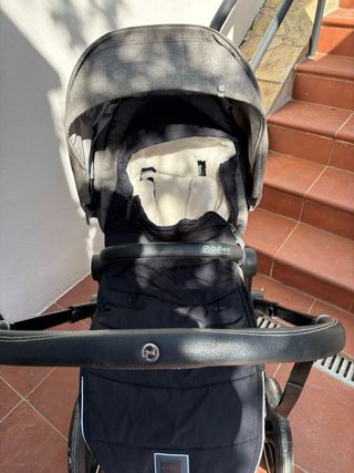 Silla de paseo Cybex gris