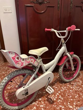 Bicicleta infantil blanca y rosa