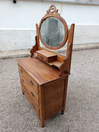 Tocador antiguo madera y espejo