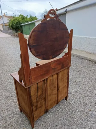 Tocador antiguo madera y espejo