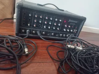 Amplificador Mezclador Johnson HD-4RS