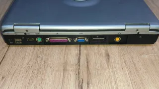 Portátil RETRO Compaq Presario 2500 DX727EA