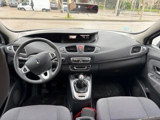 Renault Scenic 2012 etiqueta C