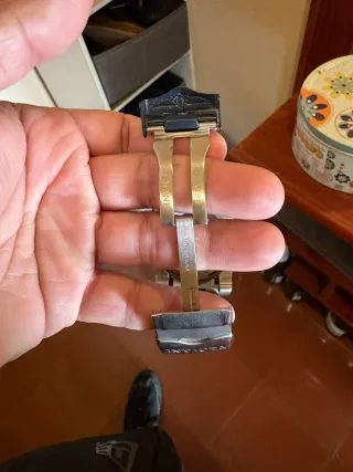 Reloj Invicta Reserve Cronógrafo Dorado/Plateado