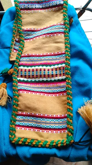 Manta morellana niño tejida beige y verde