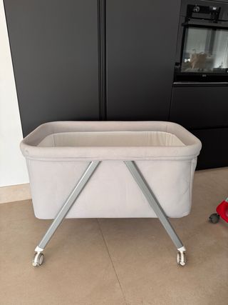 Mini Cuna con Ruedas