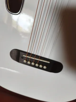 Guitarra Acústica Blanca