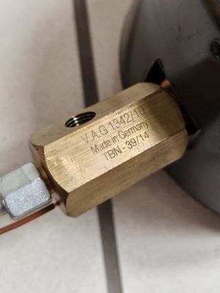 VW Audi Porsche Oil Pressure Measuring VAG1342