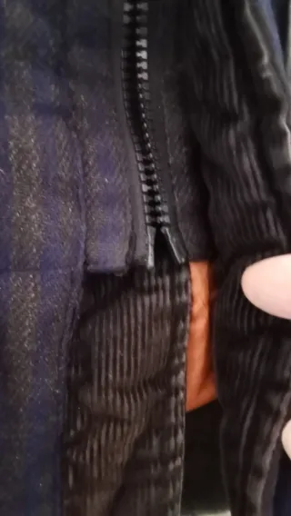 Chaquetón Armani AJ Jeans Negro Desperfectos