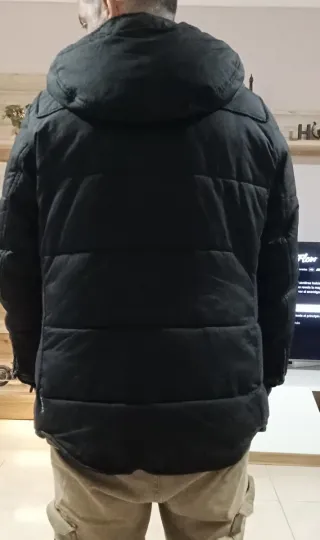 Chaquetón Armani AJ Jeans Negro Desperfectos