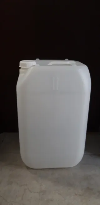 Garrafas de plástico 25L y 20L