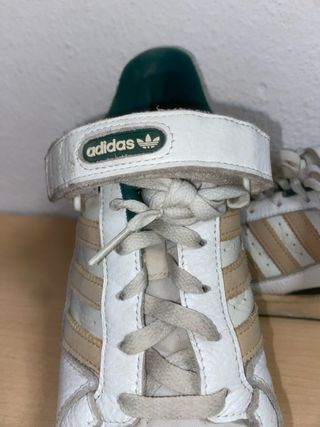 Zapatillas Adidas Forum Low Blancas y Verdes