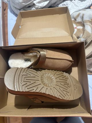 Zuecos Ugg Goldenstar Marrones