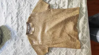Camiseta Zara brillo dorado Talla L