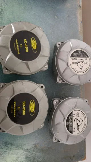 4 Trompetas de 1 pulgada