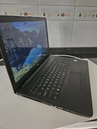 Ordenador Portátil HP Negro