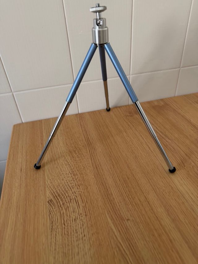 Cámara Nikon 1 J1 + Lente 10-30mm VR + Funda