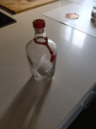 Botellas de cristal decorativas