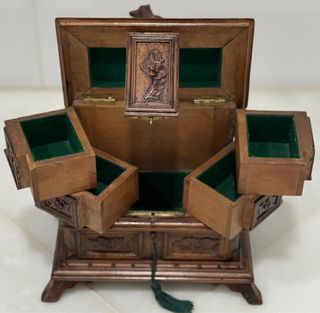 ANTIGUA CAJA SELVA NEGRA ALEMANIA SIGLO XIX