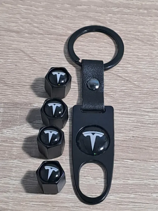 Tampas de Válvula e Chaveiro Tesla Preto