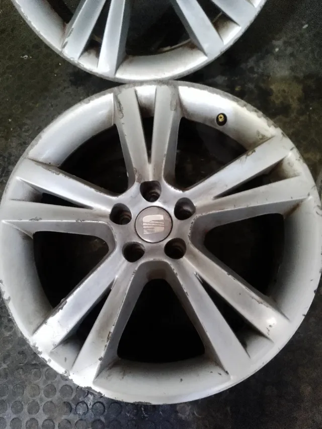 JUEGO DE LLANTAS SEAT IBIZA 6J5 AÑO 2008