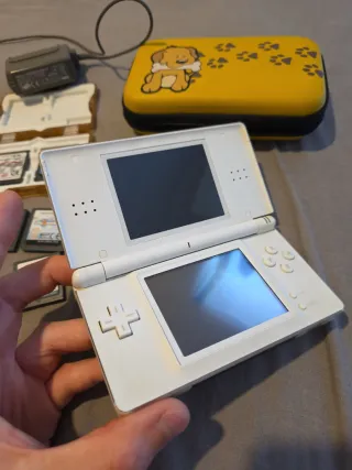 Nintendo DS Lite Blanca + 6 Juegos