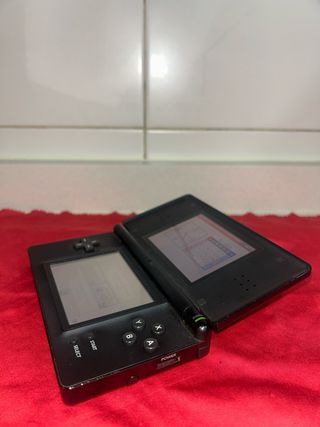 Nintendo DS Lite nera + caricabatterie | in buone condizioni