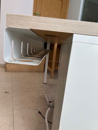 Mesa Escritorio Ikea LAGKAPTEN Madera y Metal