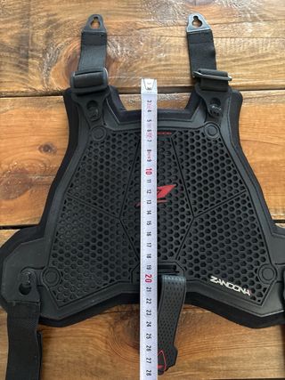 Pechera Zandona Niño