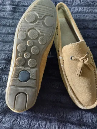 Náuticos de piel con pocó uso,comodisimos.