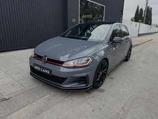 Volkswagen Golf TCR AKRAPOVIC 2020