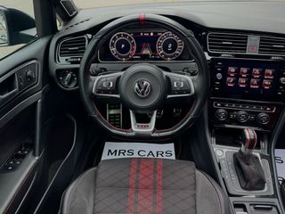 Volkswagen Golf TCR AKRAPOVIC 2020