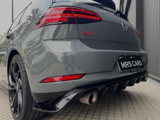 Volkswagen Golf TCR AKRAPOVIC 2020