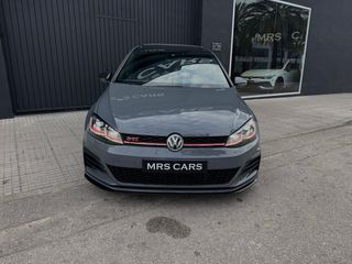 Volkswagen Golf TCR AKRAPOVIC 2020