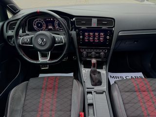 Volkswagen Golf TCR AKRAPOVIC 2020