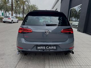 Volkswagen Golf TCR AKRAPOVIC 2020