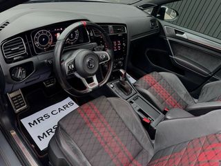 Volkswagen Golf TCR AKRAPOVIC 2020