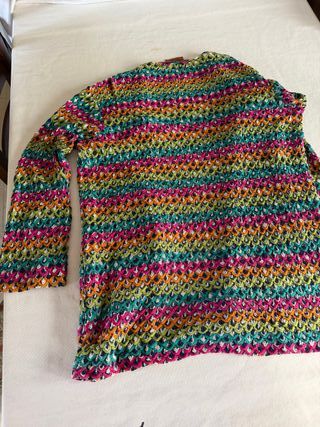 Cardigan Missoni con un vibrante design anni '80