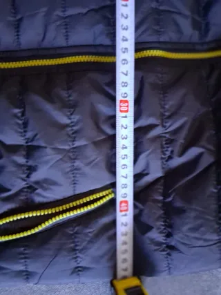 Giubbotto reversibile per bambini con stampa e nero