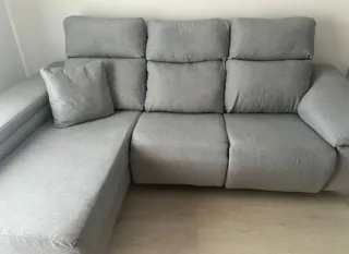 Sofá eléctrico gris tela