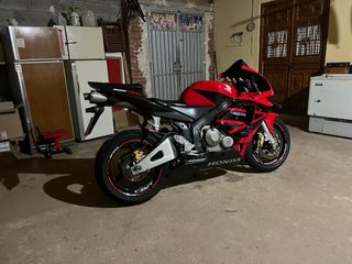 Honda CBR 600RR 2004 Roja 27.000kms